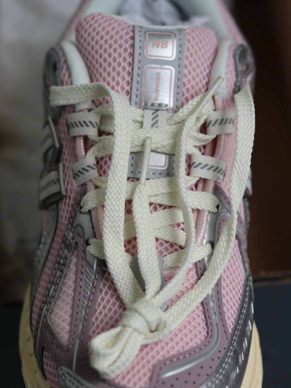 NEW BALANCE 1906 R - Picture 5 of 16
